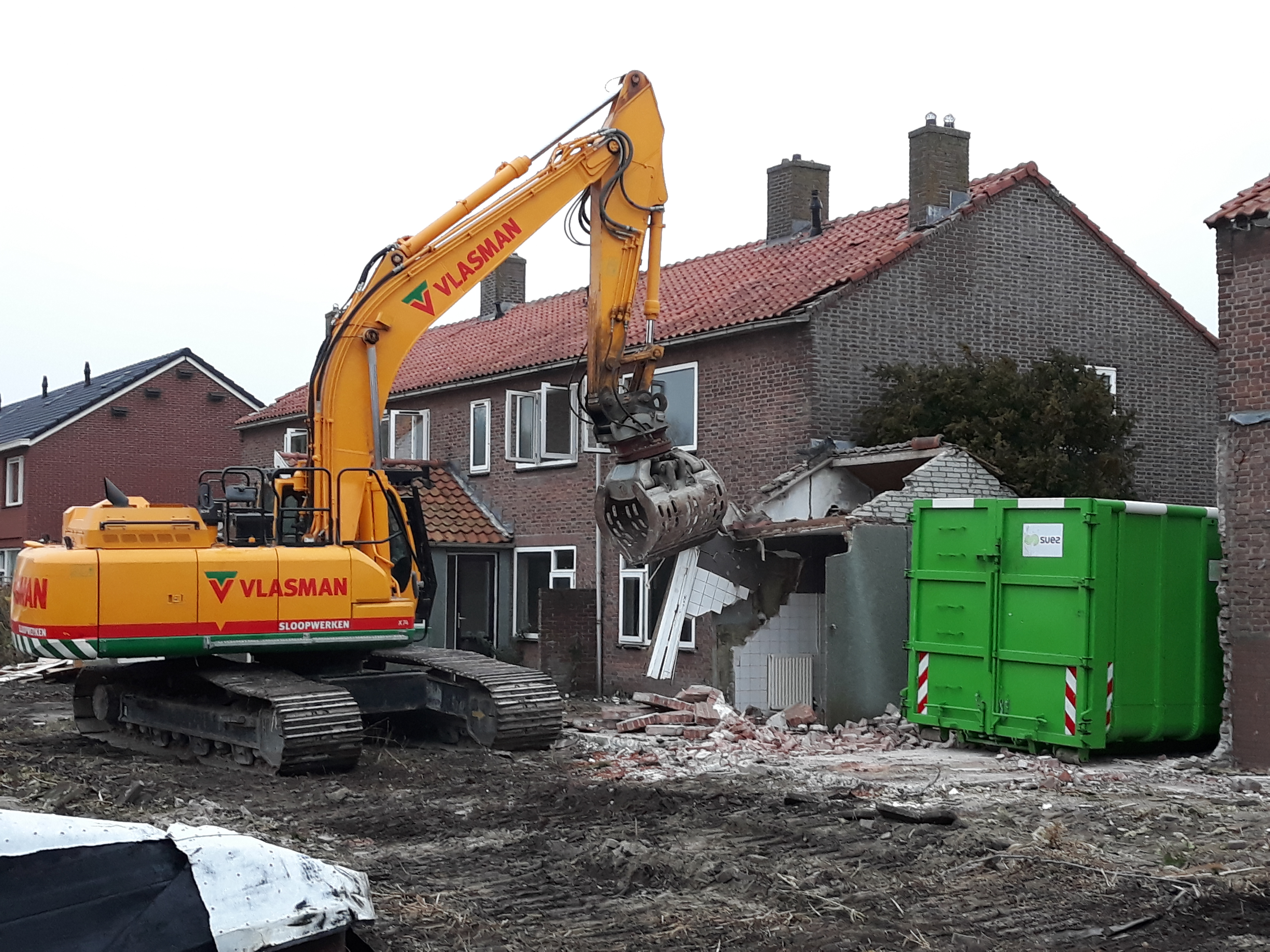 Start sloop 20 woningen aan de Wee Weneestraat in Hellevoetsluis