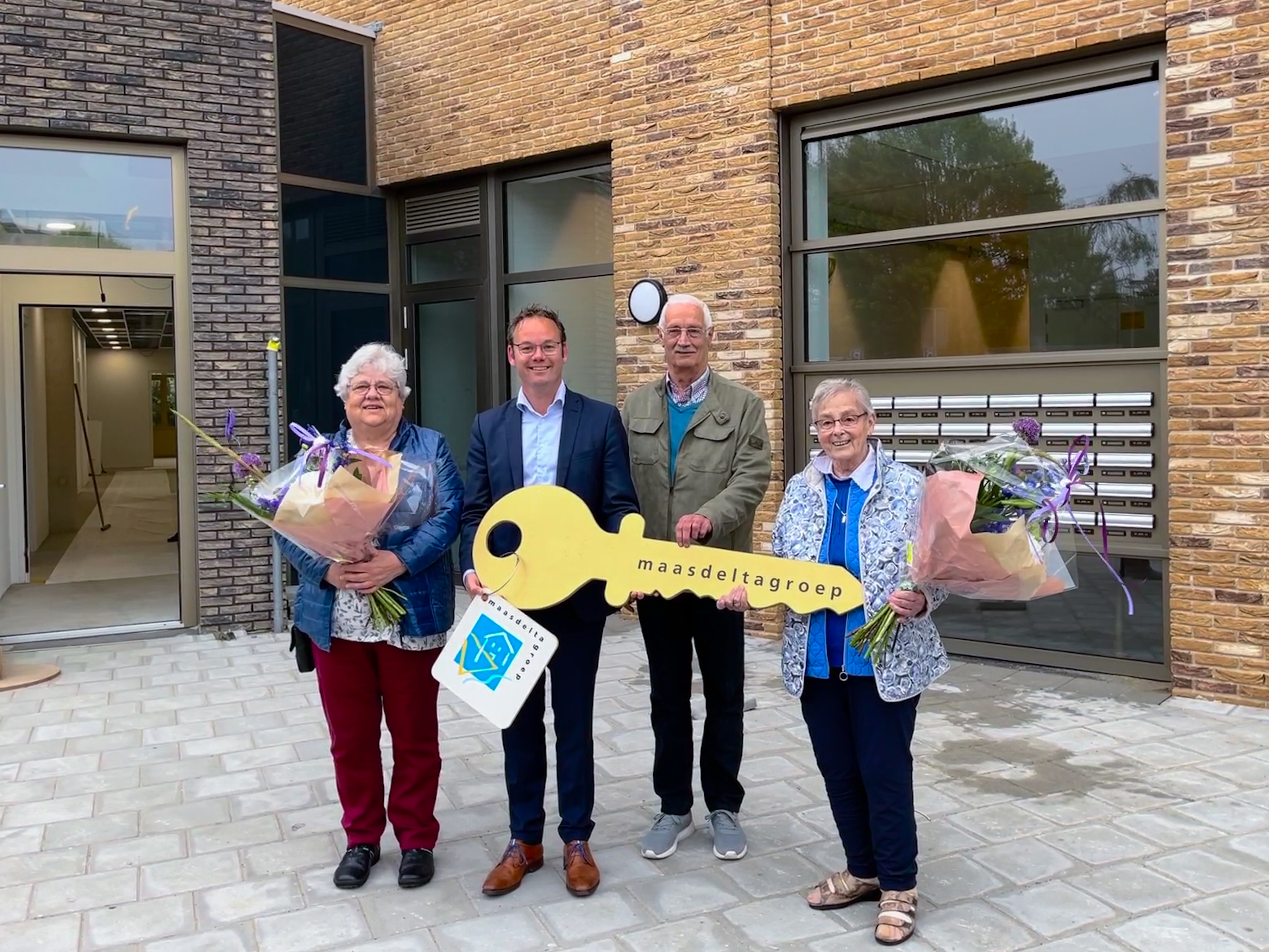 Eerste sleuteluitreiking aan huurders van De Vlootschouwer 